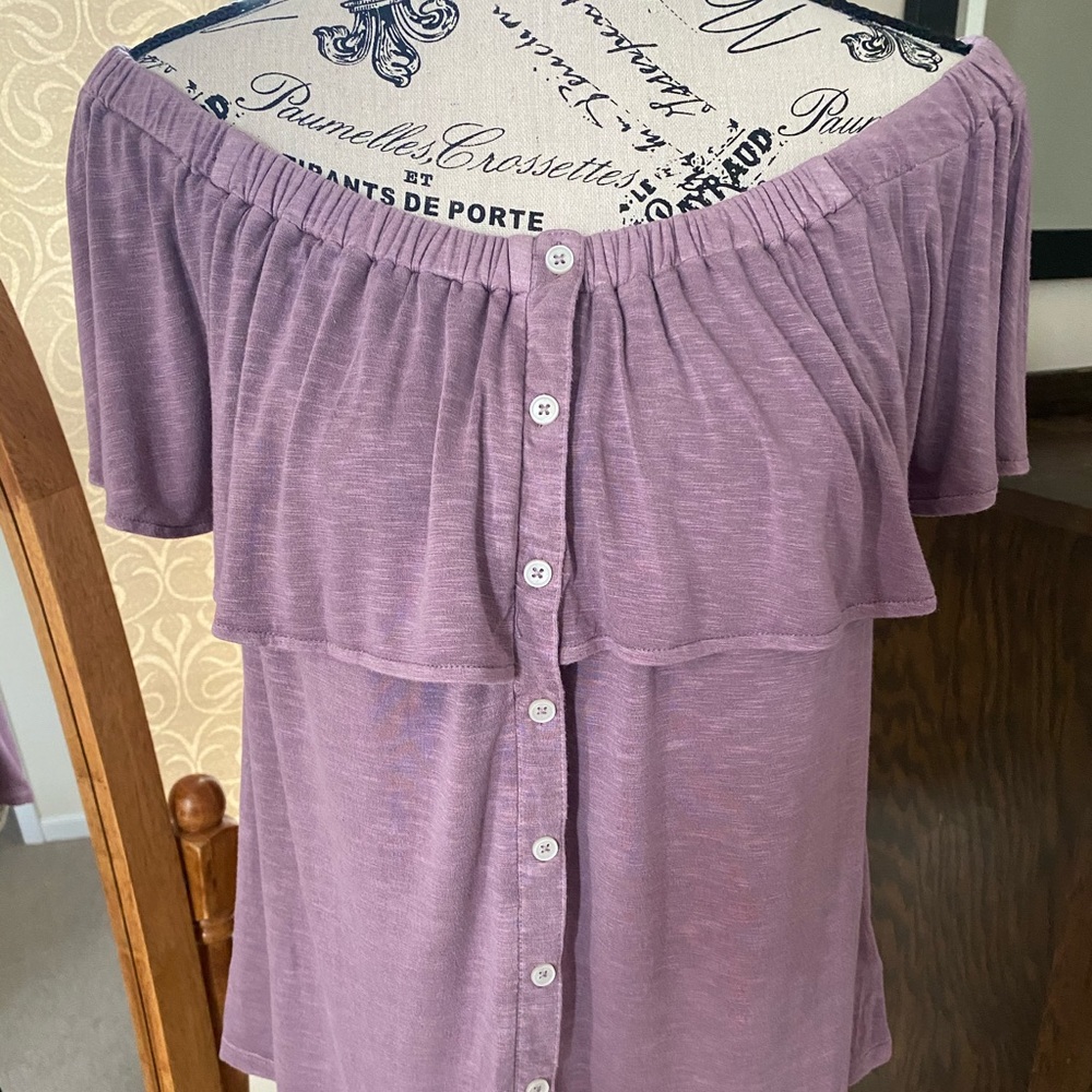 American Eagle Soft Ruffle Top